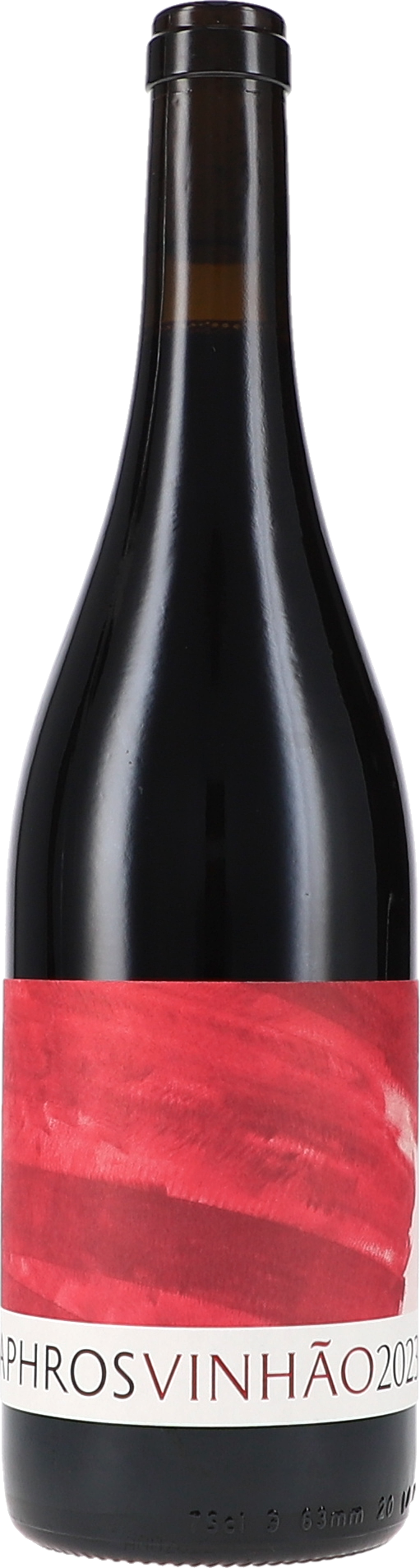 Rotweinflasche, dunkles Glas, rotes Etikett, Wein aus Portugal