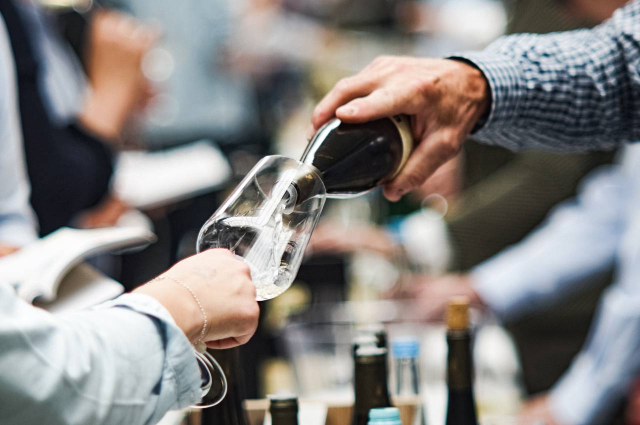 Weinverkostung bei einem Vinaturel-Event
